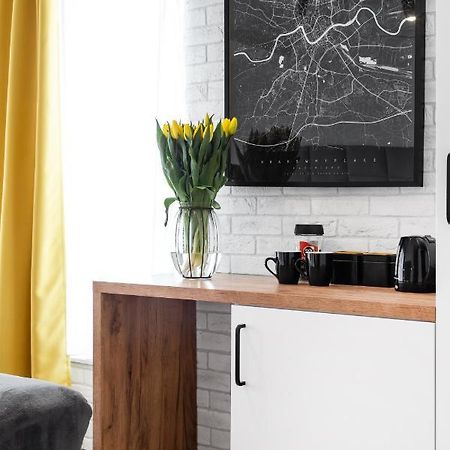 Househost Apartament: Ul. Miodowa 42/42B คราคูฟ ภายนอก รูปภาพ