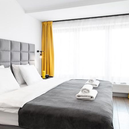 Househost Apartament: Ul. Miodowa 42/42B คราคูฟ ภายนอก รูปภาพ