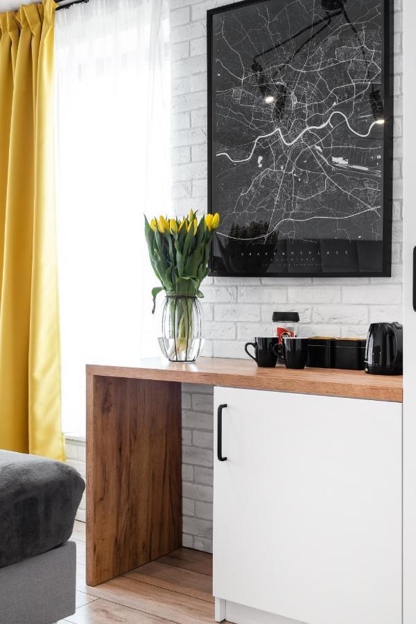Househost Apartament: Ul. Miodowa 42/42B คราคูฟ ภายนอก รูปภาพ